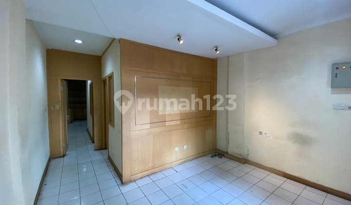 Ruko Siap Pakai Di Duta Merlin Dekat Mrt