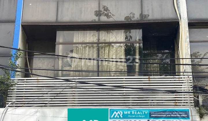 Shop House in ITC Roxy Mas Complex Price Below 200M Shop House in ITC Roxy Mas Complex Price Below 200M