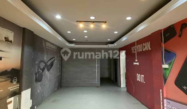 Ada Lift Barang Ruko Gandeng 3 di Cideng Dekat Harmoni