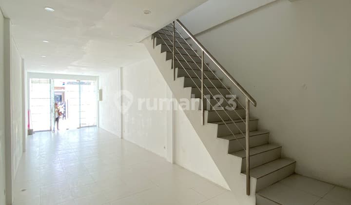 Ruko Siap Pakai Baru Renovasi Di Jl Biak Raya, Cidenv