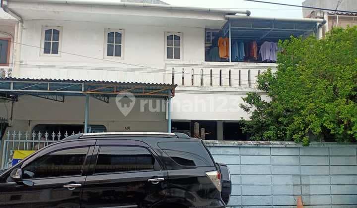 Rumah Kost 14 Kamar Dekat Mall Emporium. Jarang Ada