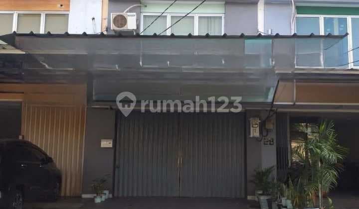 Dijual Ruko Strategis 3 Lantai - Aralia Harapan Indah