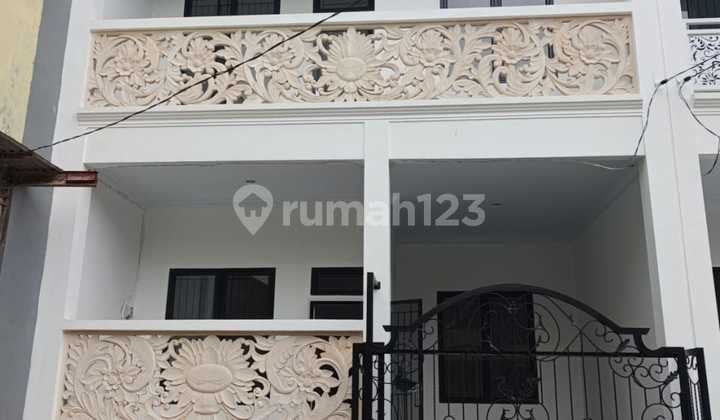 RUMAH BARU 2 LANTAI STARTEGIS HUNIAN MODERN SIAP HUNI - HARAPAN INDAH