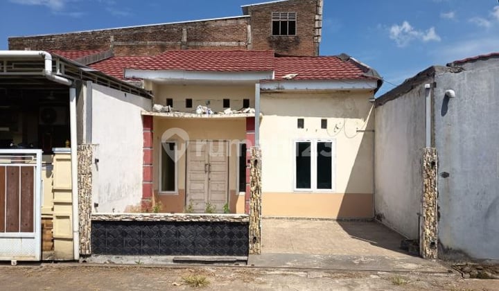 For Sale House Around Poros Pallangga Road, Gowa