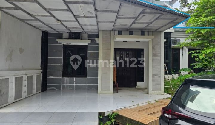 For Sale House in Makassar Near Dr. Leimena Street, Baruga Main Road, Antang Raya Street