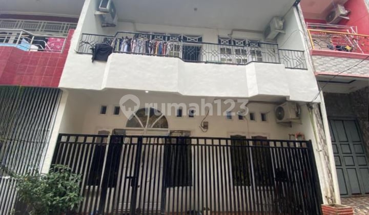 Dijual Rumah Makassar Sekitar Jalan Tentara Pelajar, Jl Dr Wahidin Sudirohusodo, Jl Yos Sudarso