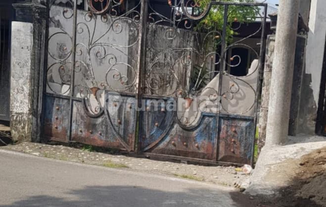 For Sale House in Makassar, around Opu Daeng Risadju Street, Baji Areng Street, Andi Mangerangi Street