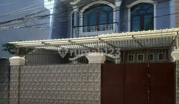 Dijual Rumah Makassar Sekitar Jalan Sultan Hasanuddin, Jl Muchtar Lutfi, Jl Lamaddukelleng