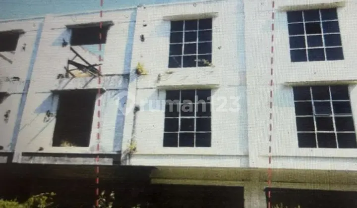 For Sale: Shop House in Makassar, Around Jalan Perintis Kemerdekaan