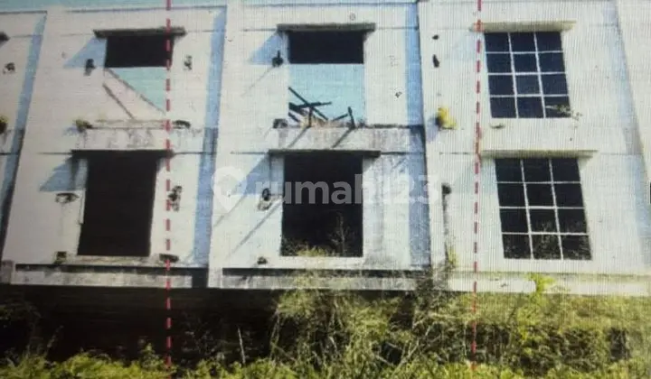 For Sale: Shop House in Makassar, Near Jalan Perintis Kemerdekaan
