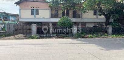 House for Sale in Makassar Around Sultan Alauddin Street, Monumen Emmy Saelan Street, Makkio Baji Street