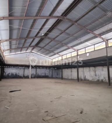 Gudang Kapuk Kamal Pinggir Jalan Raya 2.300M Lokasi Strategis