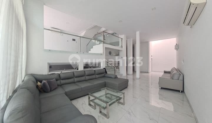 Rumah Siap Huni Daan Mogot Baru Depan Taman bisa KPR