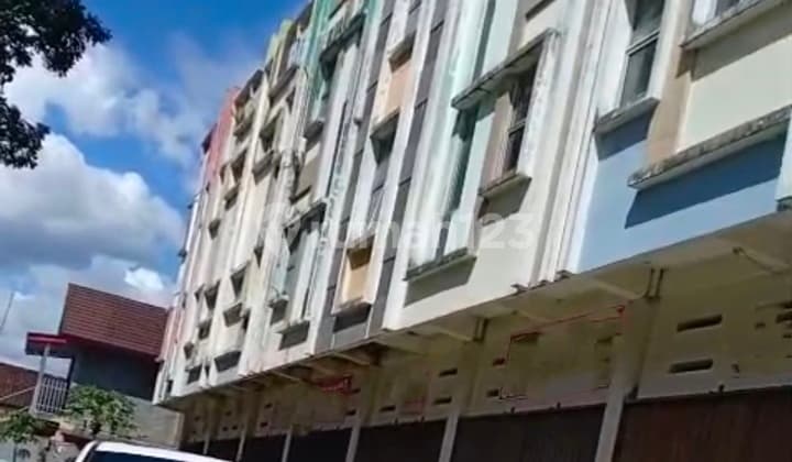 Ruko Gandeng Murah di Jalan Raya Rangkasbitung Dekat Exit Tol