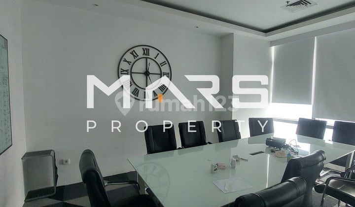 OFFICE SPACE SOHO CAPITAL SIZE 175 SQM FURNISHED