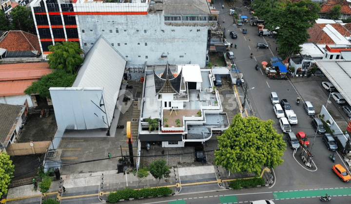 For Sale Matraman Raya Komersial Area, Posisi Hoek Cocok untuk Gedung Kantor/Usaha/ Restaurant