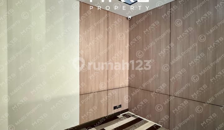 MURAH JARANG ADA OFFICE SPACE SOHO CAPITAL 175M SEMI FURNISH