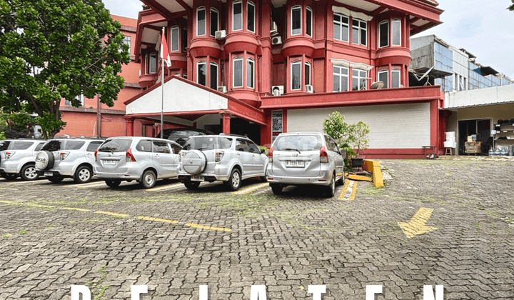 4-STORY OFFICE BUILDING IN PEJATEN SUITABLE FOR OFFICE & COMMERCIAL, HOOK
