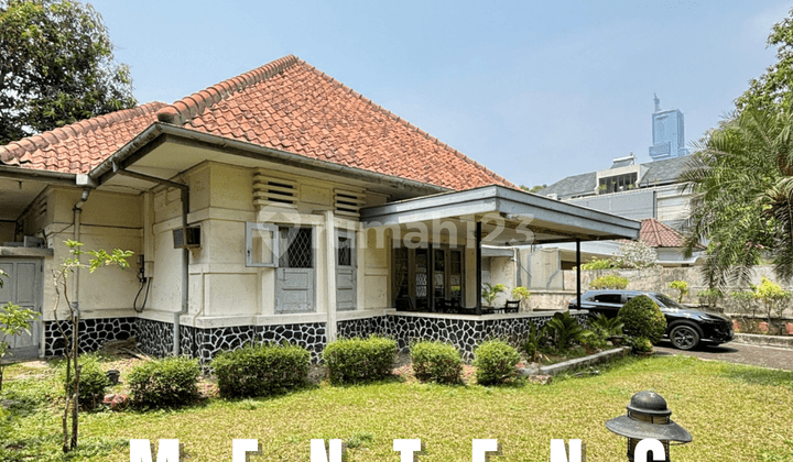 CLASSIC COLONIAL HOUSE MENTENG, PRESTIGIOUS AREA DALAM KOMPLEK ELIT