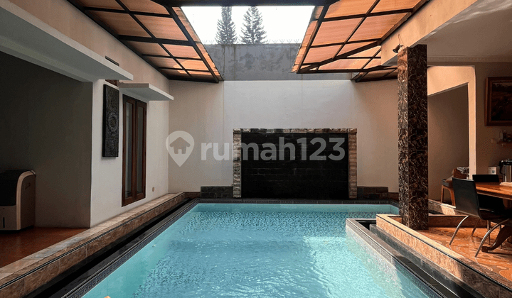 Modern House 2 Lantai Dekat Pakubuwono Area Tenang, Asri