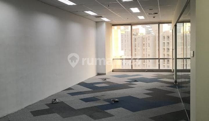 OFFICE SPACE SOHO CAPITAL 140 SQM