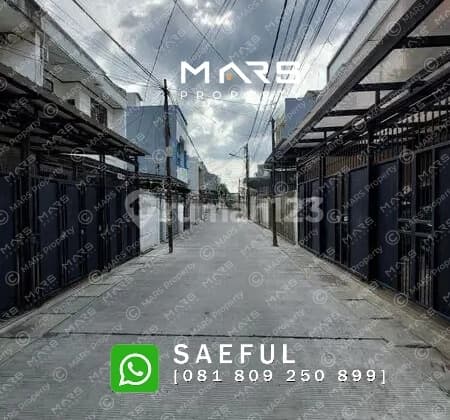 Modern House Taman Ratu 1,5 Lantai Bebas Banjir, Akses Jalan Lebar