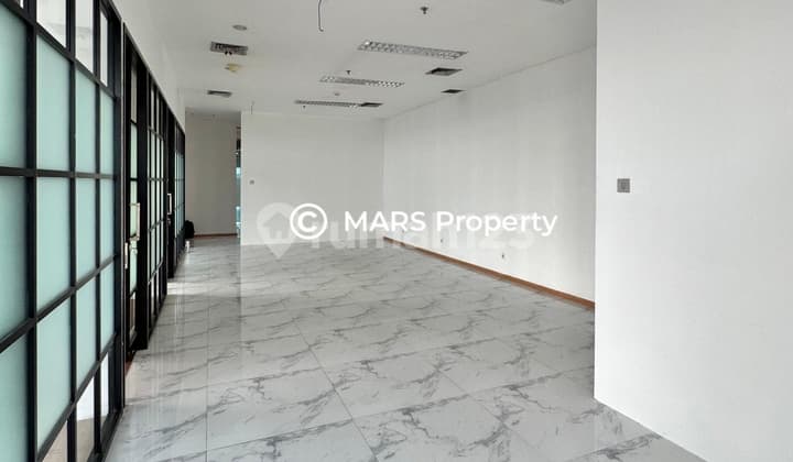 MURAH OFFICE SPACE SOHO CAPITAL SEMI FURNISH 120m JARANG ADA