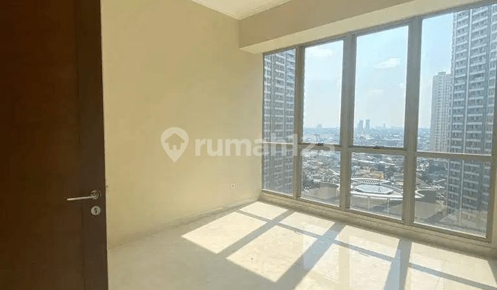FOR SALE CHEAPEST CONDO TAMAN ANGGREK RESIDENCES 3+1 BEDROOM SEMI FURNISHED