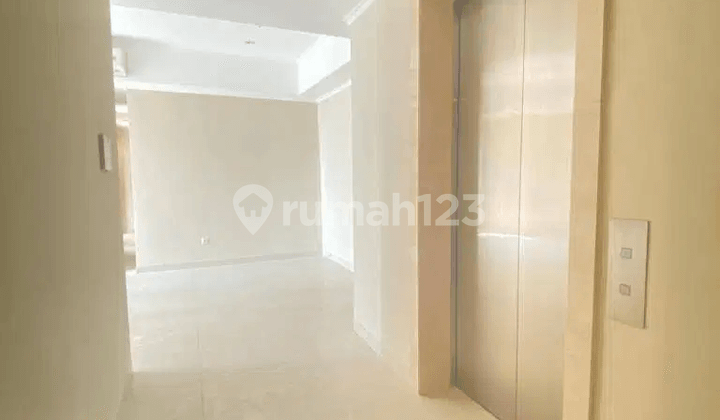 DIJUAL APARTEMEN CONDOMINIUM TAMAN ANGGREK RESIDENCES JAKARTA BARAT 3+1 BEDROOM SEMI FURNISHED
