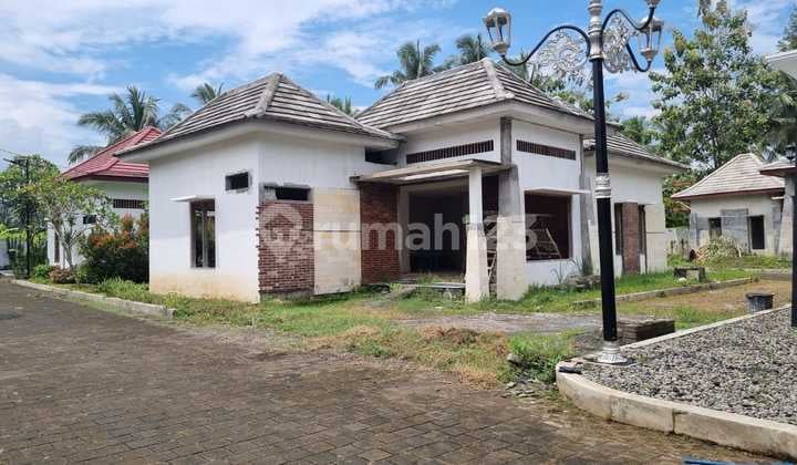 Villa Mewah Sisa 1 Unit Terkahir Dekat Candi Borobudur