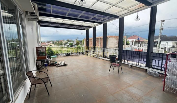 Rumah Siap Huni 2 Lantai Dijual Cepat Dekat Artos Mall