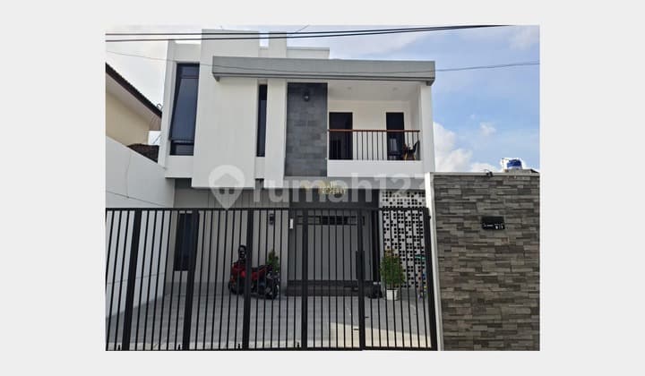 Cheap Two-Story House Near Jl. Raya Tajem Ngemplak Sleman