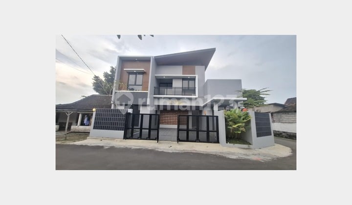 Rumah Hook 2 Lantai Siap Huni Dekat Rs Akademik Ugm Jogja