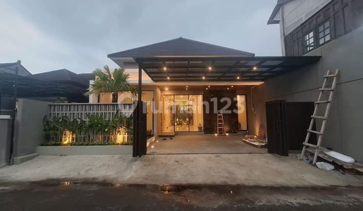 Rumah Mewah Baru Jadi Dekat Candi Sambisari di Kalasan