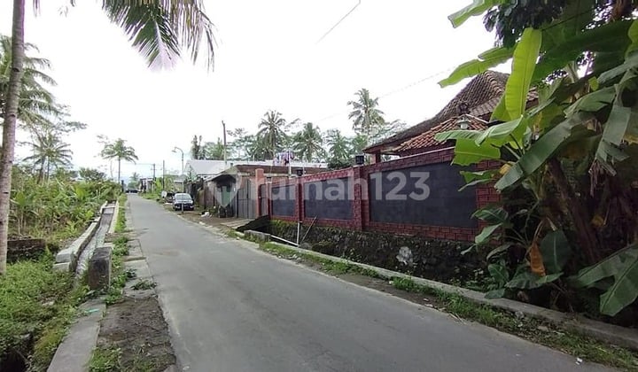 Villa Murah Tanah Super Luas SHM Dijual Cepat di Pakem