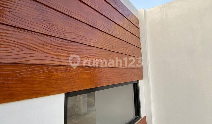 Rumah Baru Ready Konsep Mezzanine Dan Balkon 3Km Stasiun Depok Lama