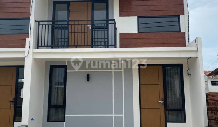 Rumah Baru Ready 400jtan Konsep Balkon dan Mezzanine 3km Stasiun Depok