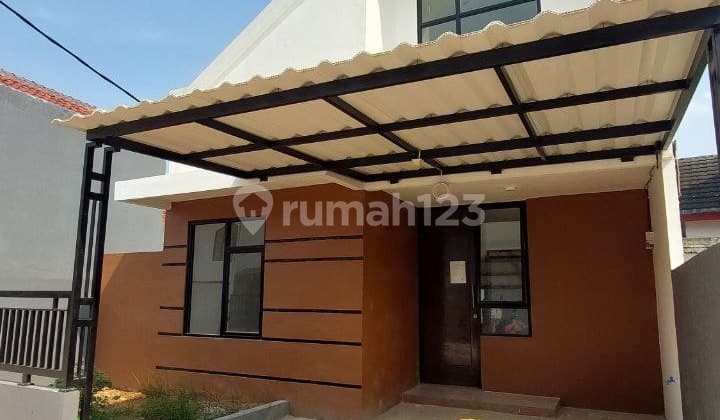 Rumah Semi 2 Lantai Mezzanine 8 Menit ke Stasiun Depok Skema Cash