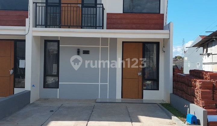 Rumah Baru Ready Konsep Mezzanine Dan Balkon 400jtan 3Km Stasiun Depok Lama