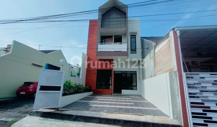 Rumah 2 Lantai Dekat Akses Tol Di Jaten Pedurungan Semarang