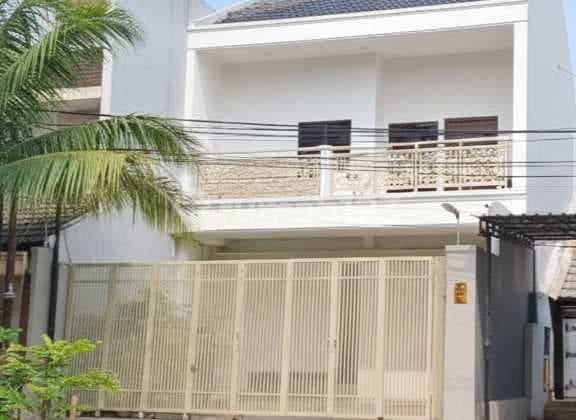 Dijual Rumah Bebas Banjir Umur 2 Thn di Jl Kanfer Banyumanik Smg