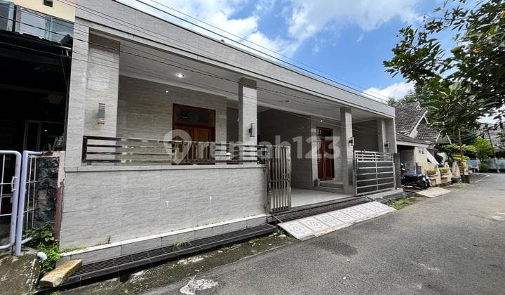 Dijual Rumah Full Furnished Bebas Banjir di Bukit Sari Tembalang