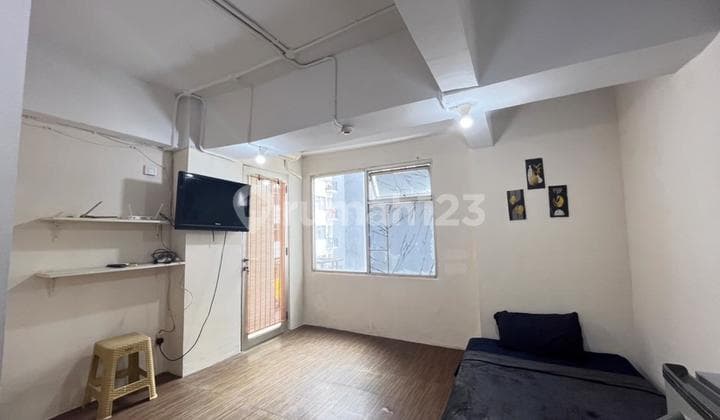 Disewakan Studio Apartemen Tahunanan 25 Jtan Include Wifi