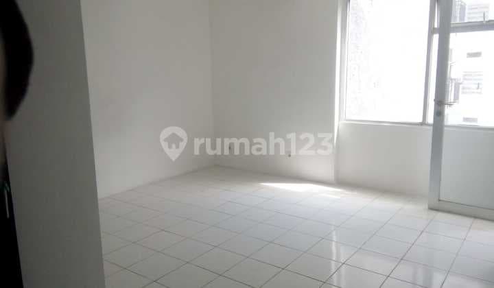 Studio Apartemen Unfurnish Bandung - Minimalis, Bersih, Siap Huni