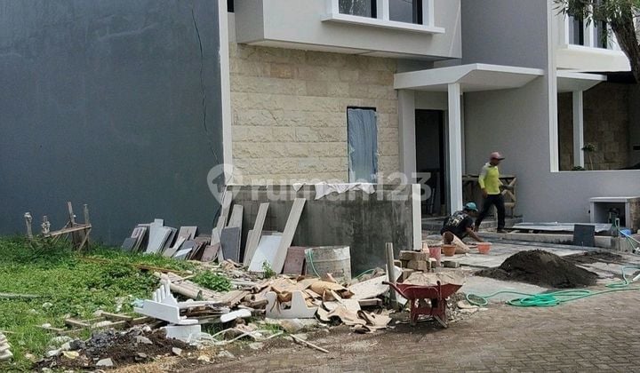 Rumah Baru Perumahan Elite Jember