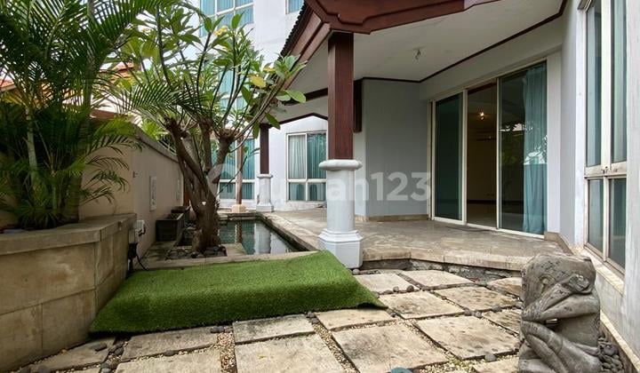 Combined Unit 4 Bedrooms Puri Casablanca Apartment on the Ground Floor