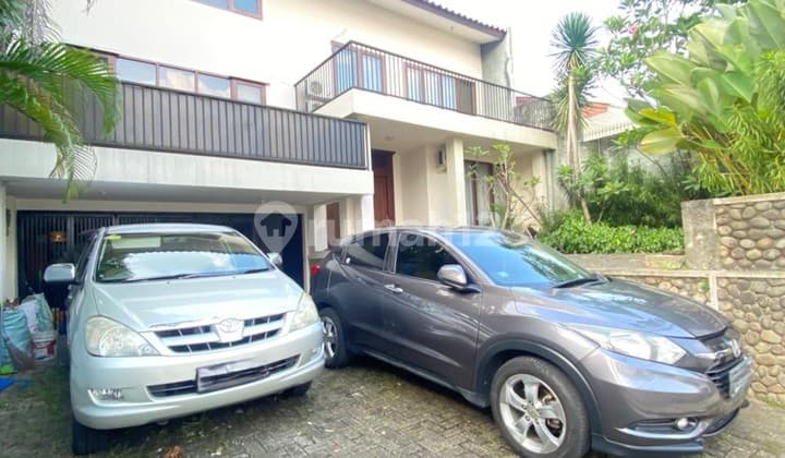 For Rent Balinese Theme House In Kemang With Private Swimming Pool, Walking Distance ke Kemang Raya