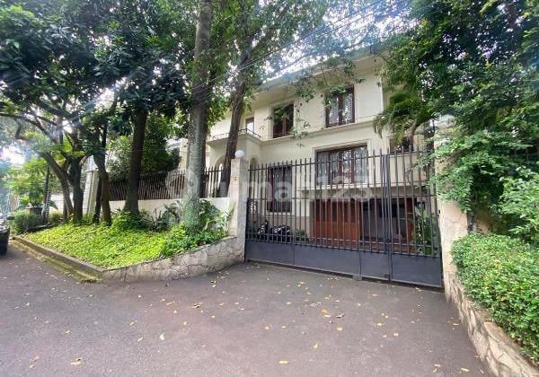 For Rent Beautiful Stand Alone House With Garden and Swimming Pool In the Backyard, In Elite Area Pondok Indah