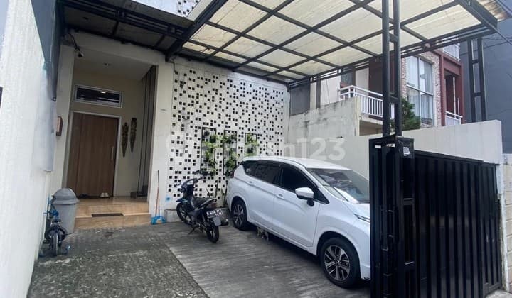 Kos Kosan 6 KT Lengkap 6Km dan 1 KM dan Ruang Tamu Dapur di Lantai 1 Jalan Kaki ke Pizza Hut Benhil Jakarta Pusat