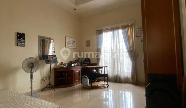 Dijual Rumah Mewah Model Mediteranian, Murah Harga NJOP, di Radio Dalam Lokasi Tenang Cocok Untuk Rumah Ambassador